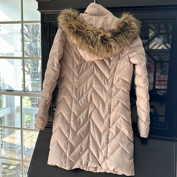 Ladies Warm Winter Coat - Picture 8 of 15